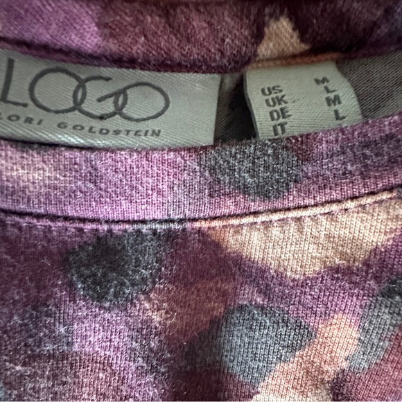 LOGO long Sleeve T-Shirt with Layer of Frills in Fun Animal Print (M) - Picture 10 of 11